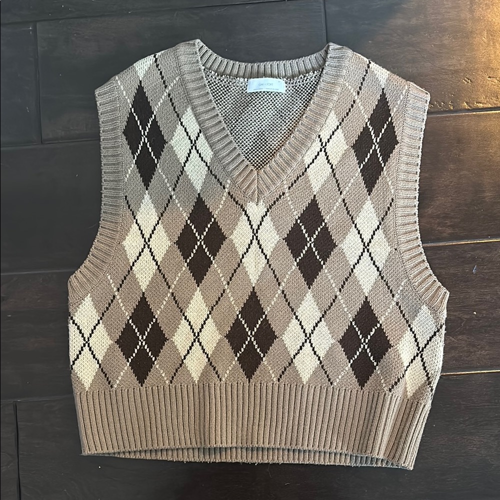 Women’s Brown Argyle Sweater Vest